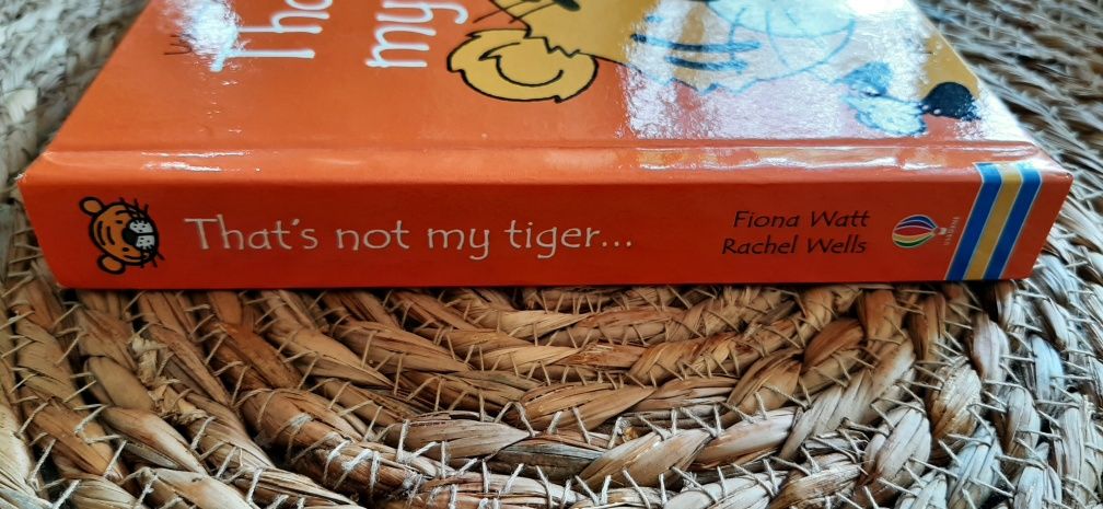 That's not my tiger. Usborne. Książka sensoryczna po angielsku dla dzi