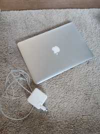 Laptop Apple MacBook Air 13 MQD32ZE/A