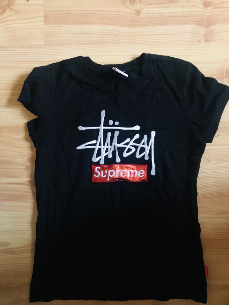 Czarny tshirt supreme s