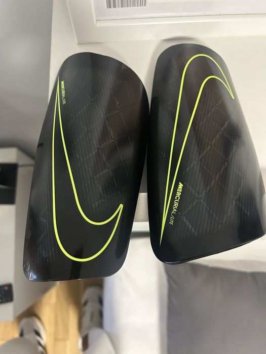 Caneleiras nike mais meias novas da sak