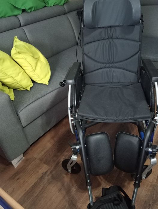 Wózek inwalidzki nowy