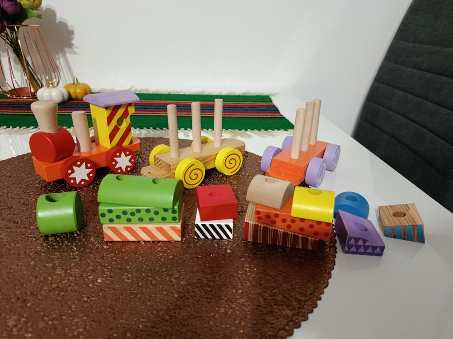 Zabawka pociąg drewniany Lupilu