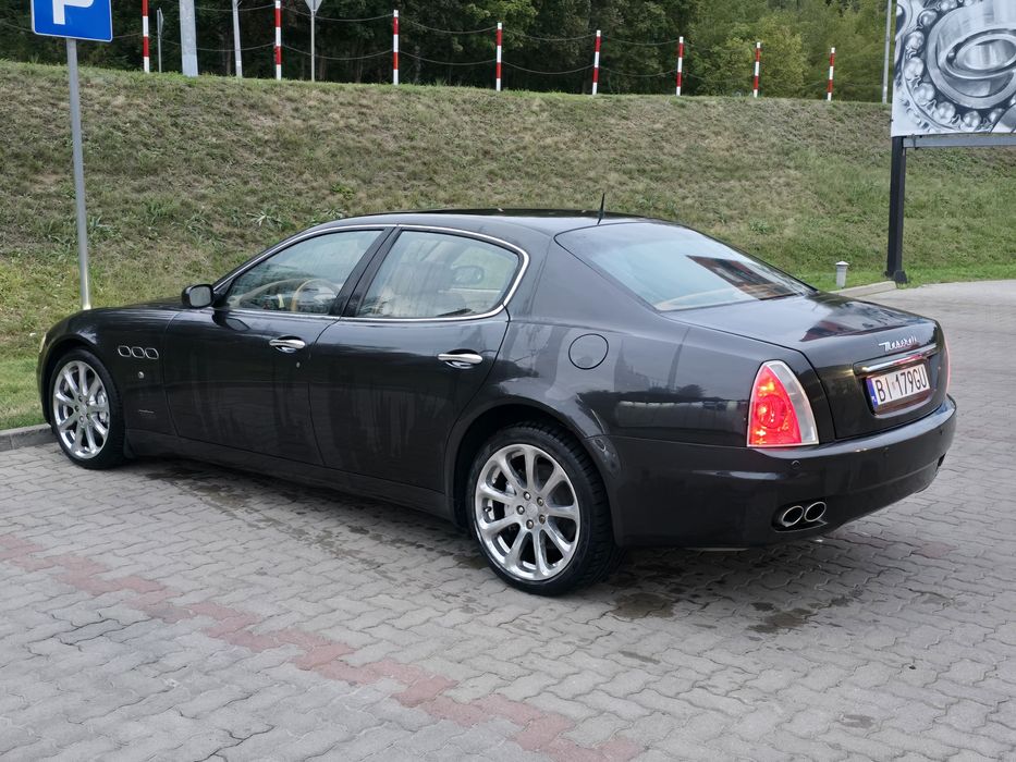 Maserati Quattroporte silnik V8