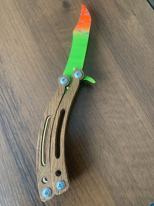 Ніж бабочка з гри стандофф 2