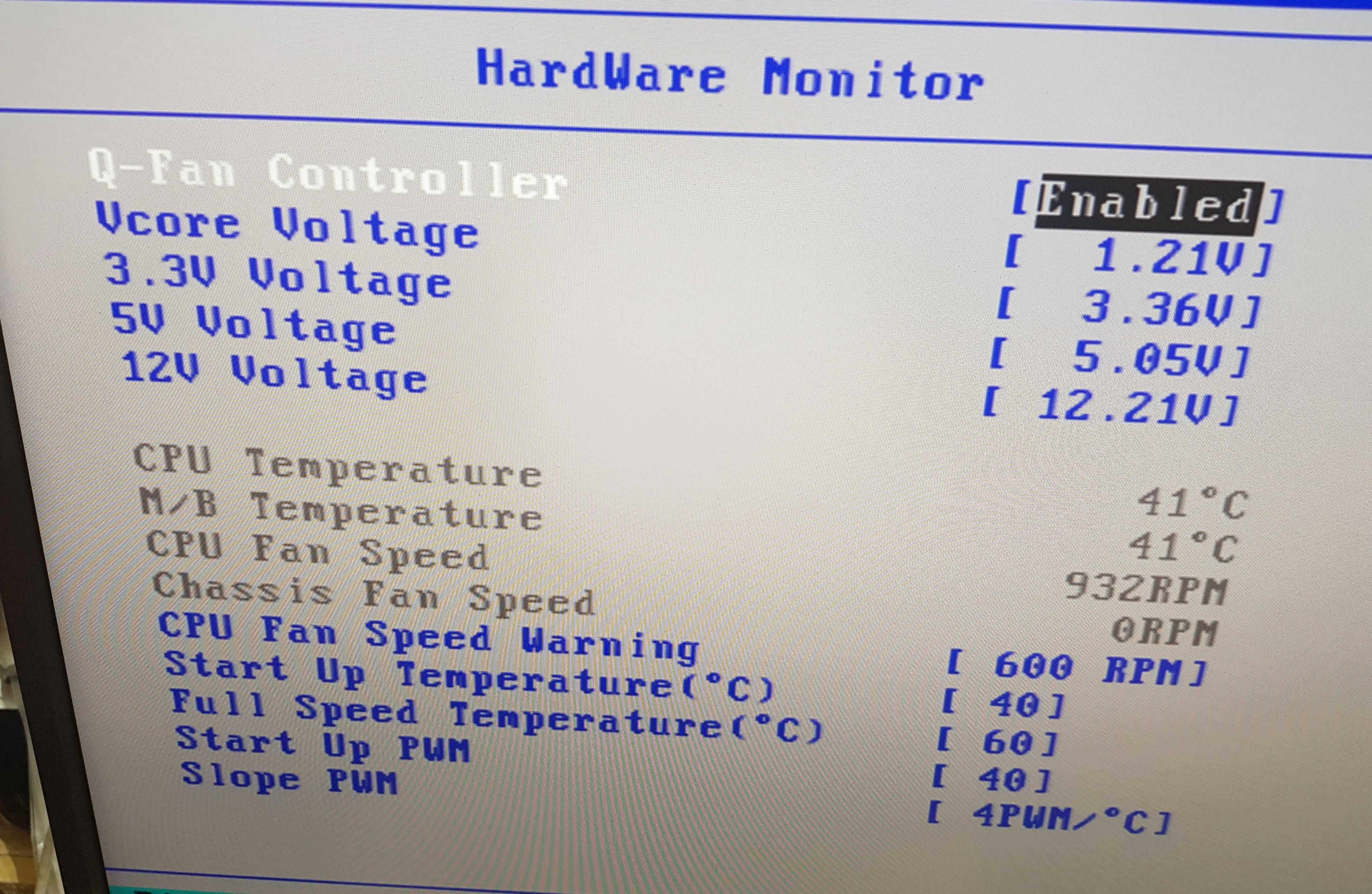 ASUS P5VD2-MX Intel Core 2 Duo E6400 2x2.13 GHz 4GB RAM