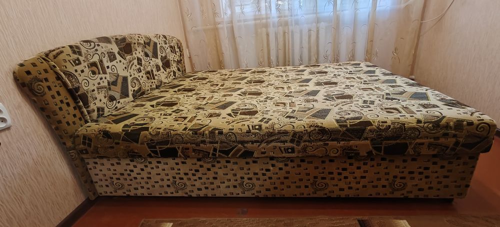 Двоспальне ліжко