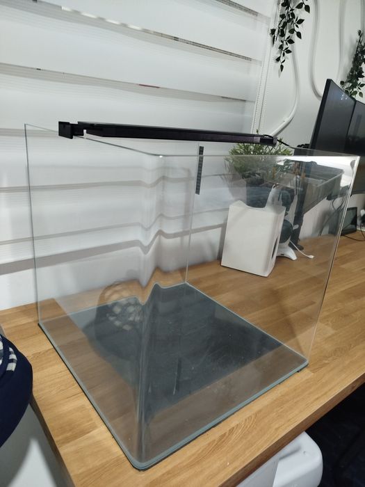 Aquário cubo 45x45x45