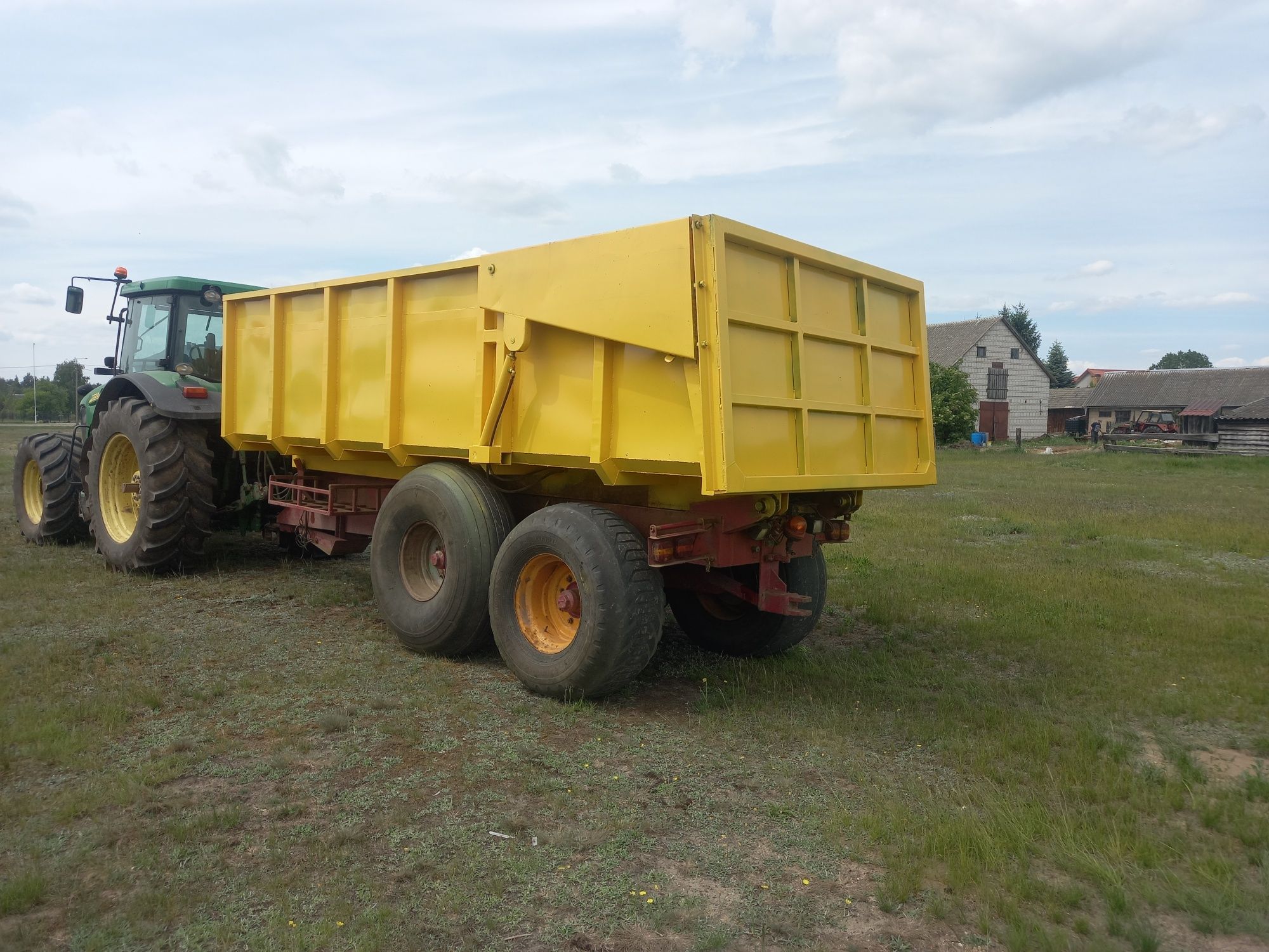 Przyczepa wywrotka skorupa tandem 12t