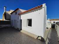 Moradia térrea, no centro de sagres, mobilado a 700m das praias.