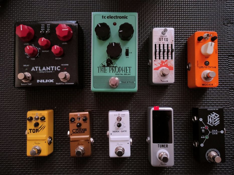 Vários pedais - preços baixos para despachar