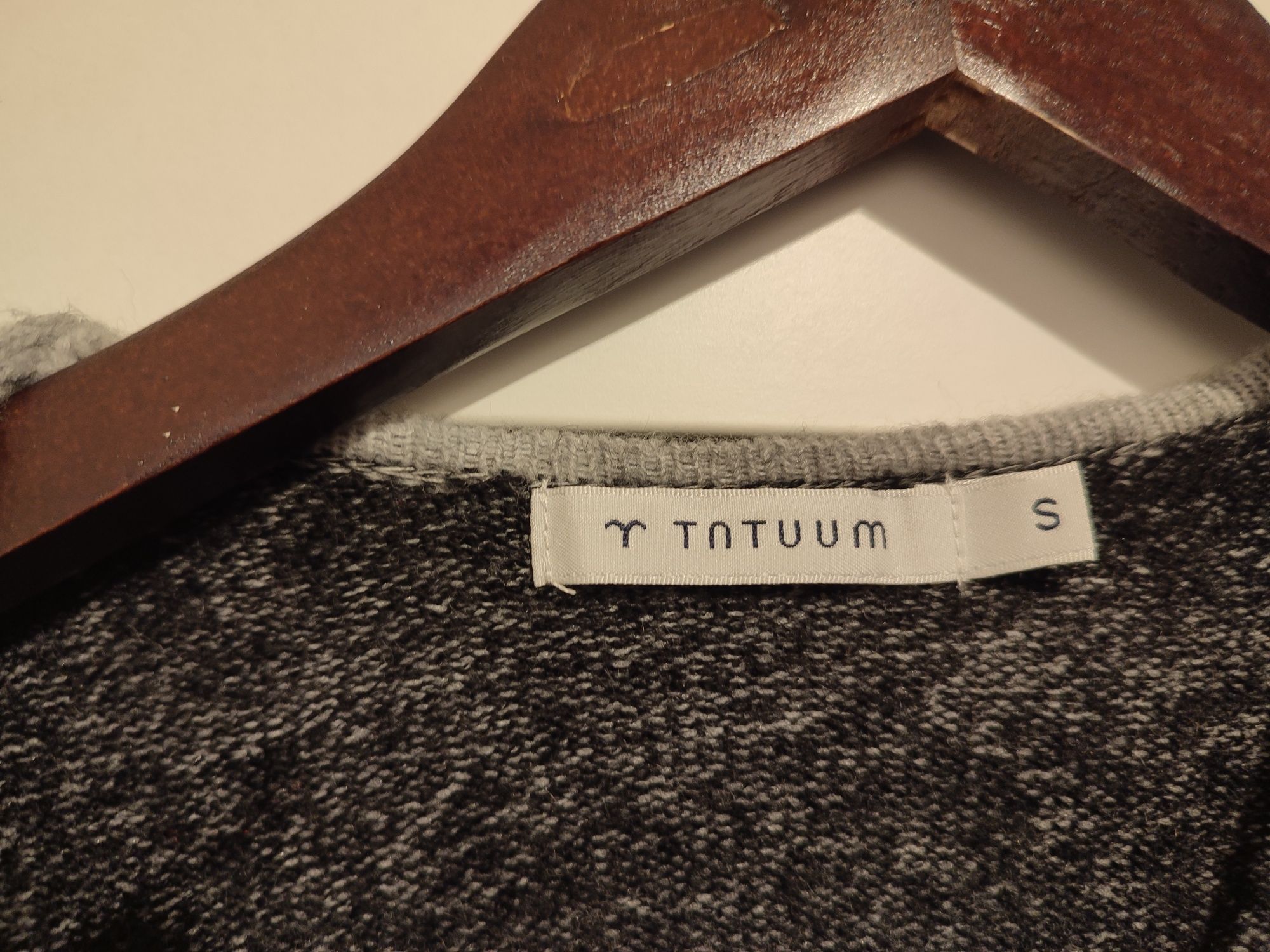 Sweter długi Tatuum rozm S
