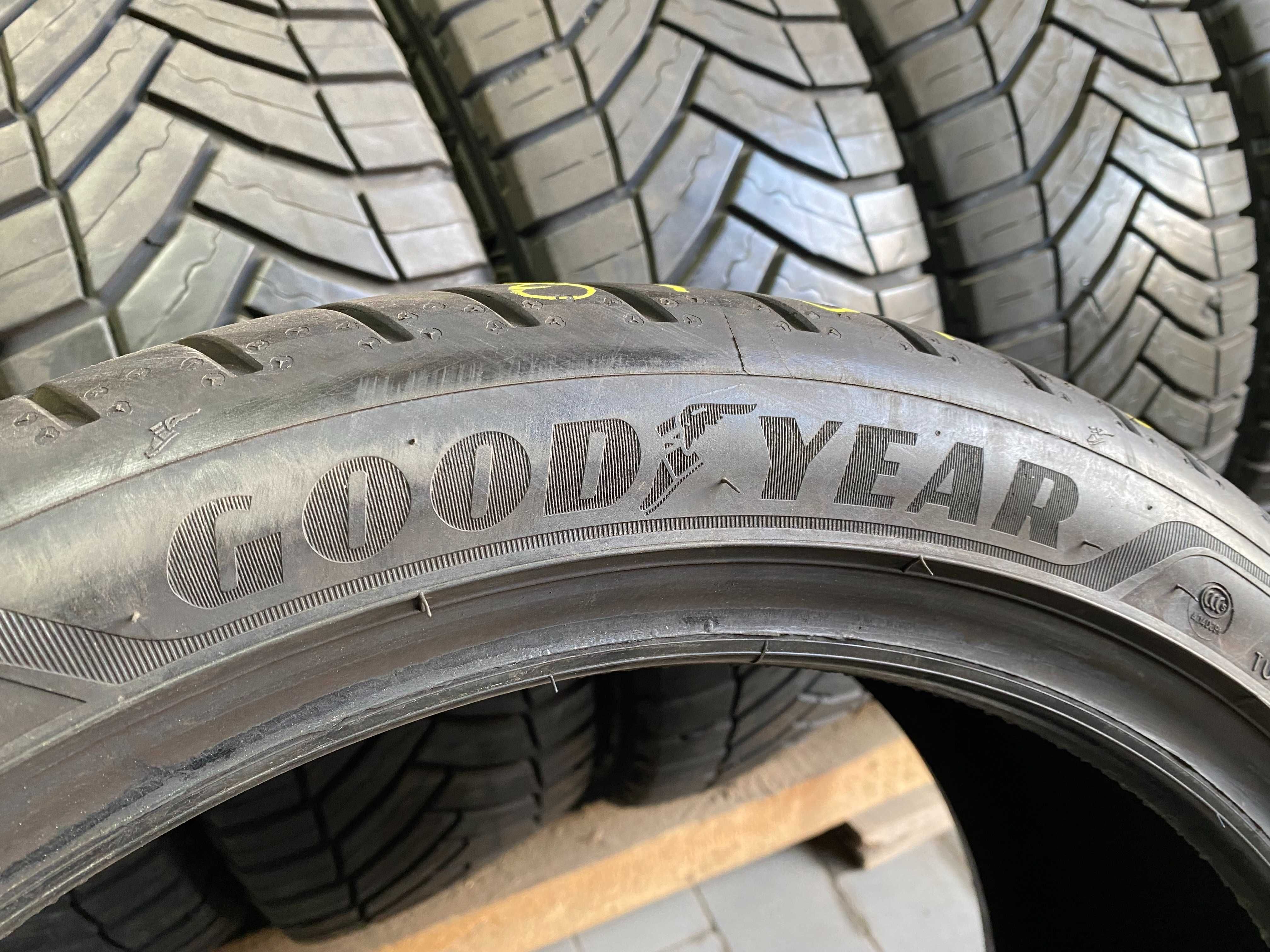 Шини літо 215/40R18 Goodyear Eagle F1 7мм 19/21рік