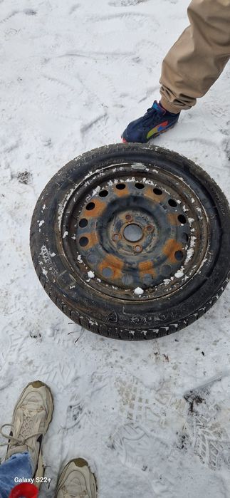 Opony zimowe Firestone