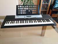 Teclado Yamaha YPT-200