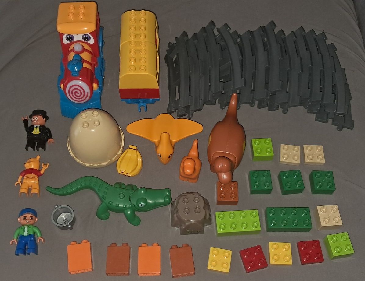 Klocki Lego Duplo Kubuś Puchatek i inne Dinozaury Pociąg elektryczny