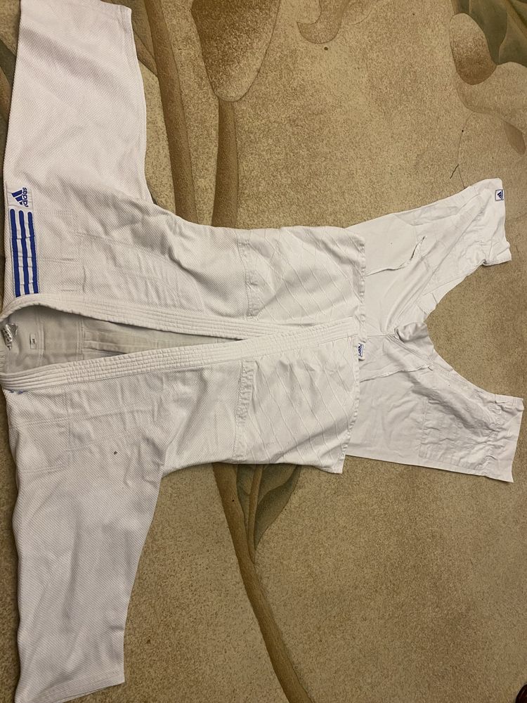 Продам кімоно adidas!
