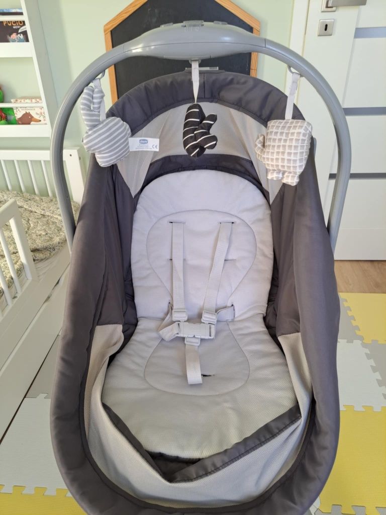 Chicco Łóżeczko Baby Hug Air 4w1 Dark Grey