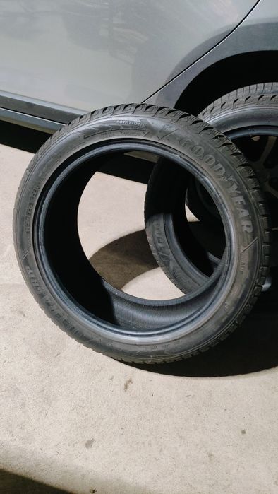 Opony zimowe 245x45x18