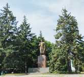 2-я квартира 4 этаж  Универмаг  Сталинка