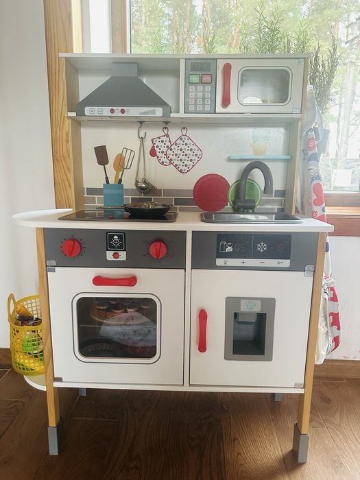 Кухня деревʼяна дитяча