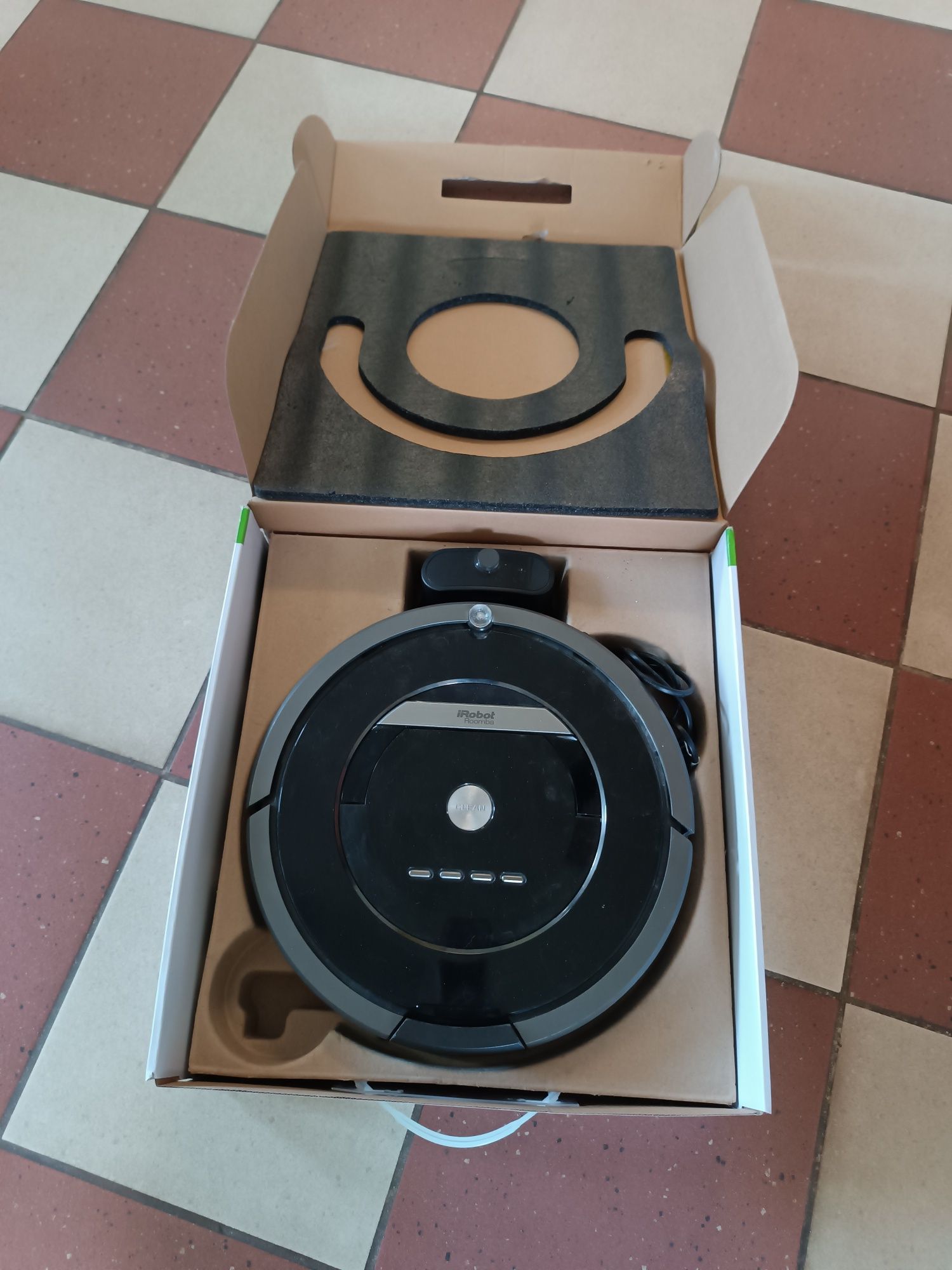 Robot sprzątający roombo