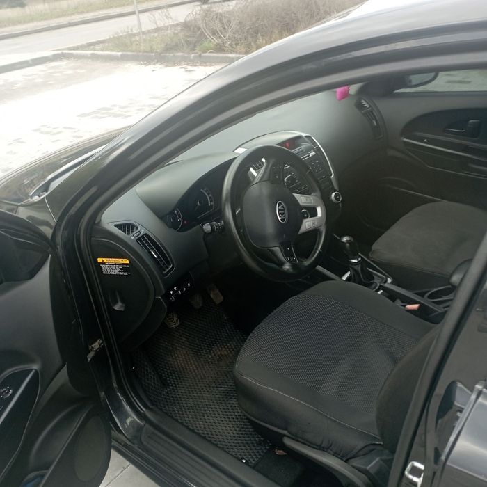 Кіа сееd 2010 року