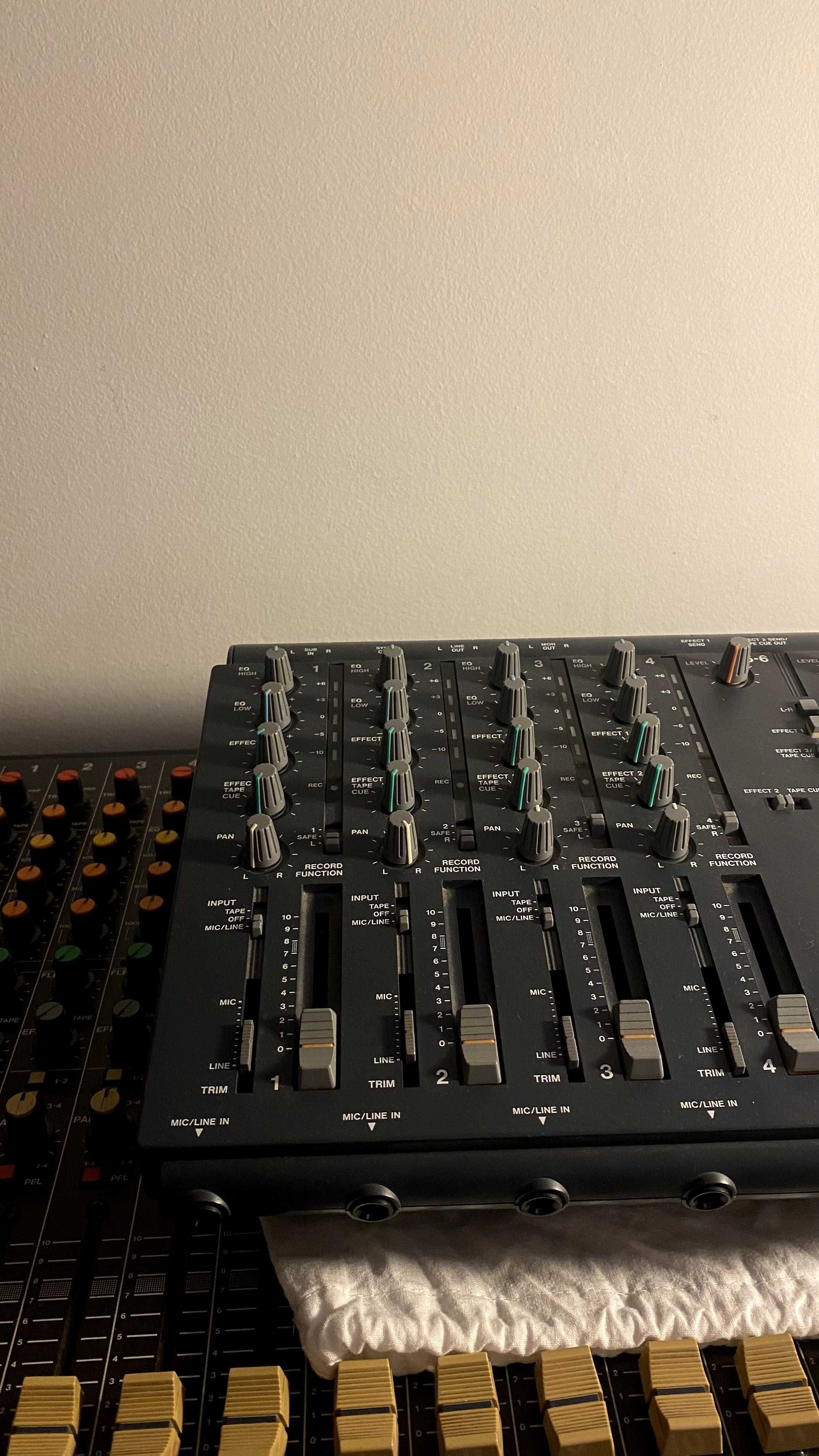 mixer tascam portastudio 414