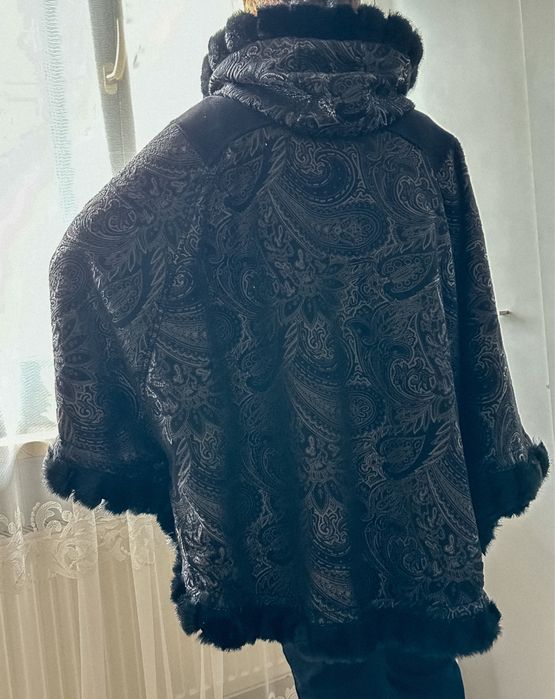 Płaszcz damski oversize