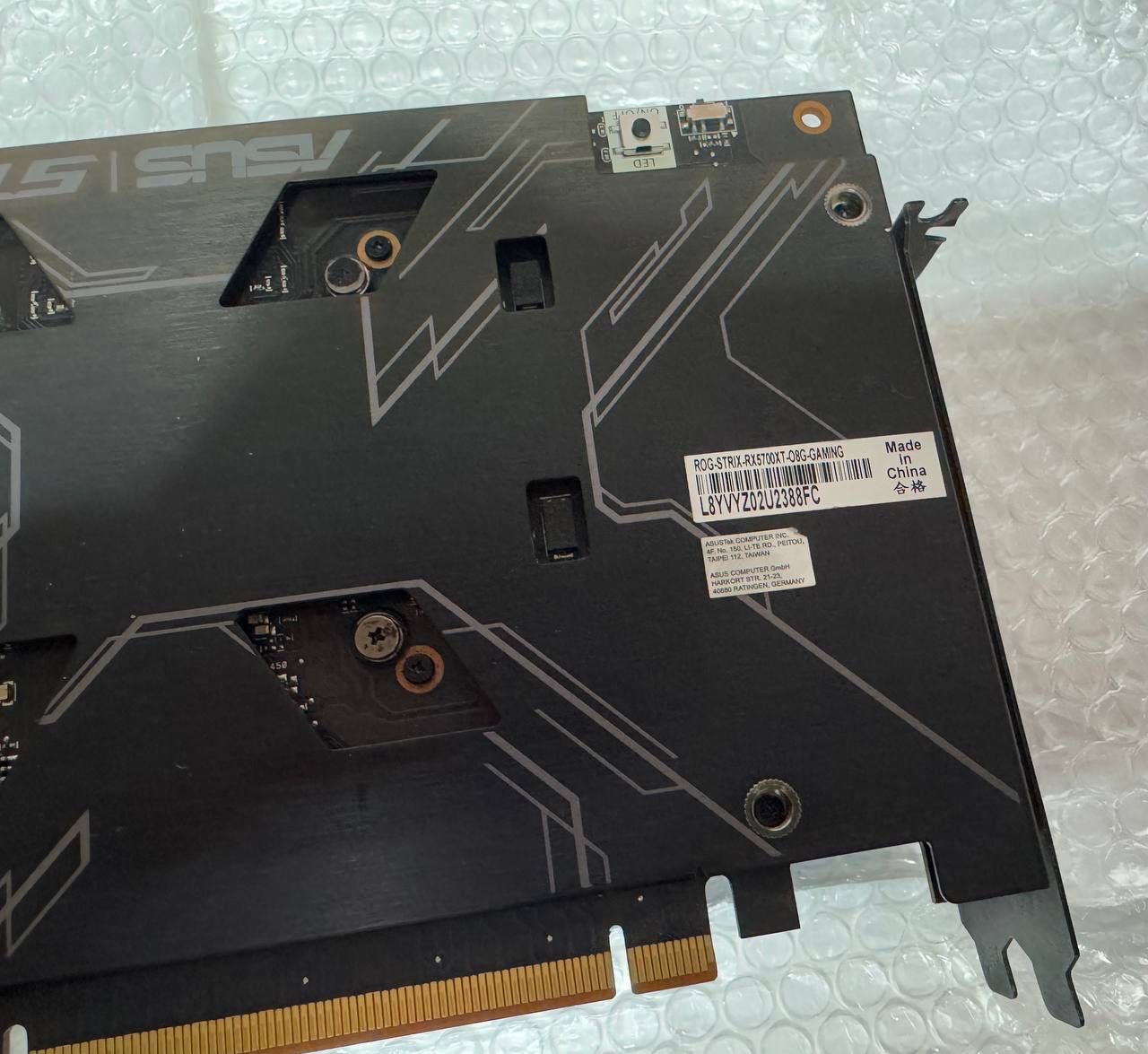 Відеокарта ASUS ROG Strix RX5700XT 8gb