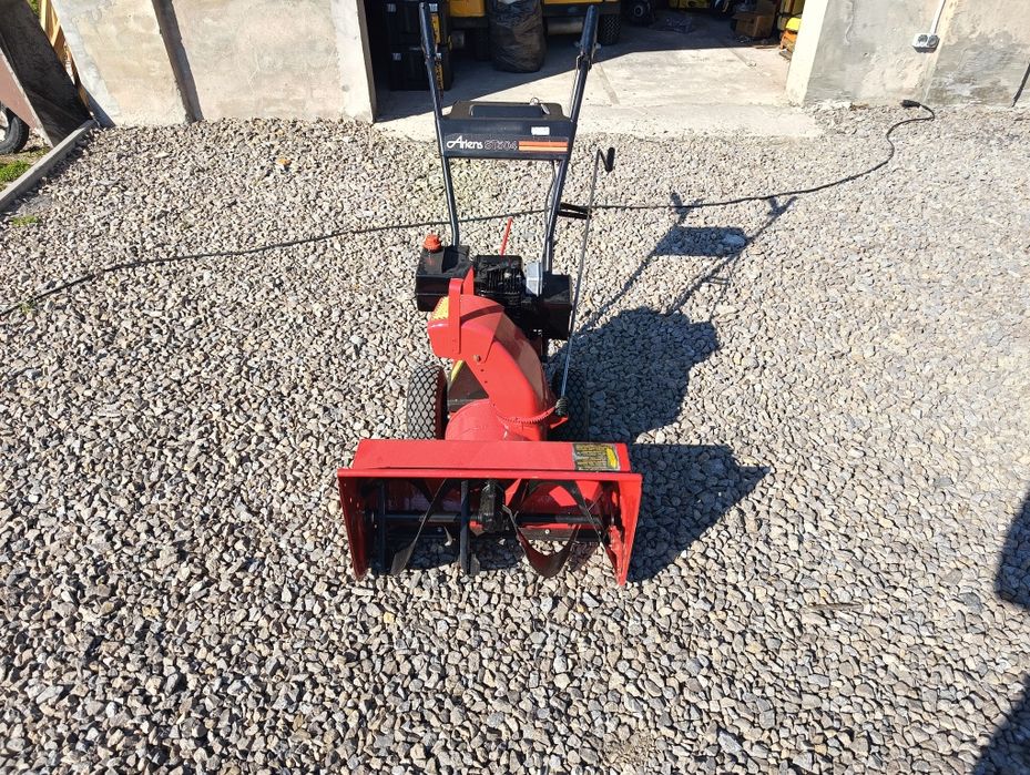 Odsniezarka Ariens ST504  5 hp