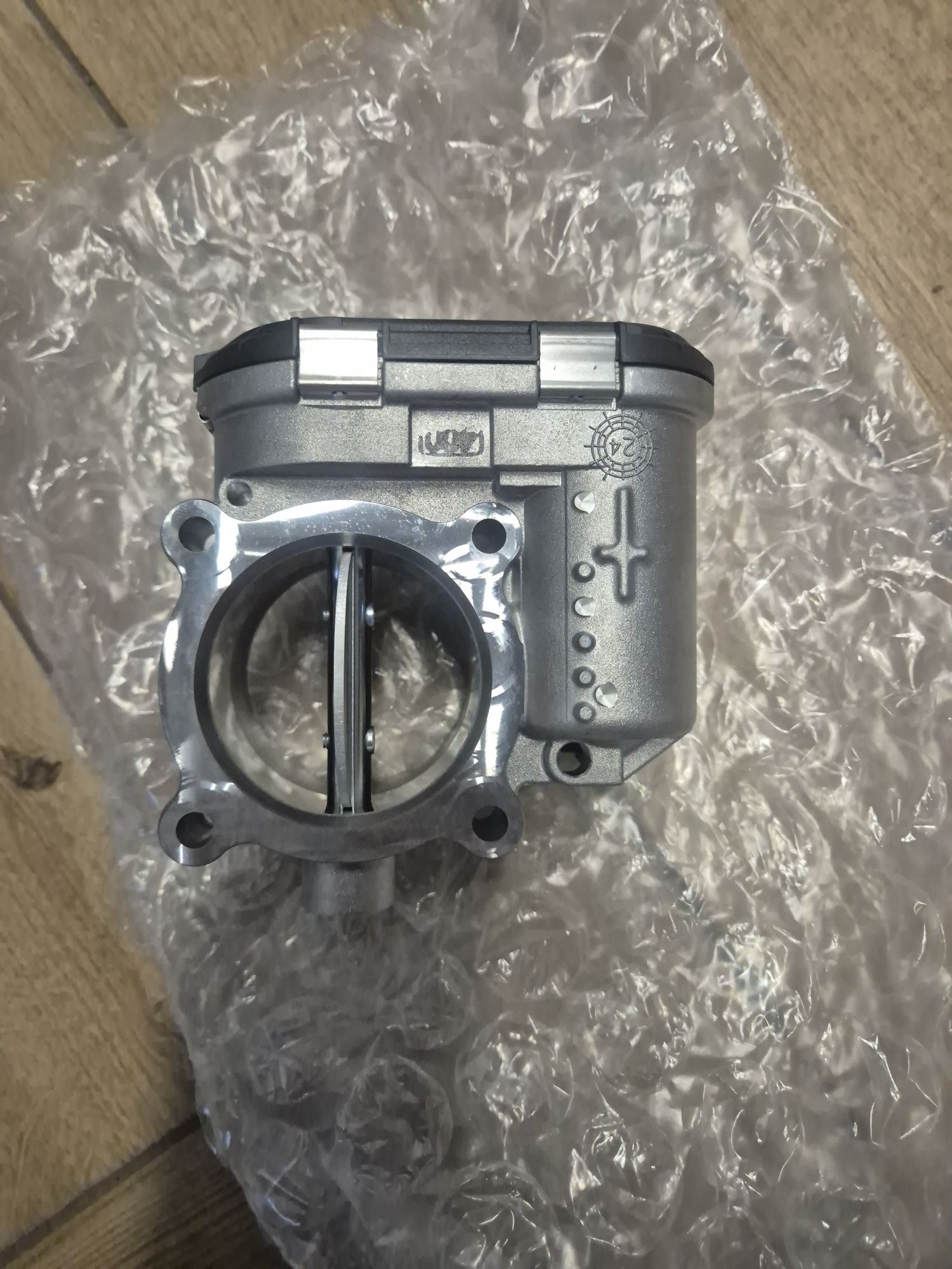 Nowa przepustnica ford citroen peugeot 2.2 diesel BK2Q-9E926-AC
