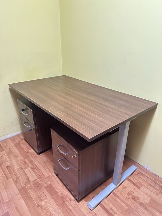 Zestaw mebli biurowych MARO