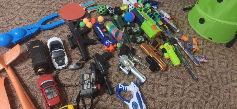 Игрушки для мальчика одним лотом 695 с мешком для игрушек