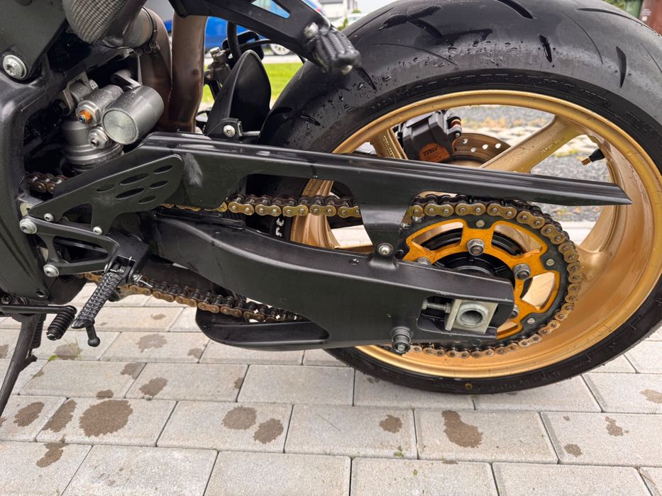 Yamaha R1 2009 – gotowa do sezonu! Stan bardzo dobry!