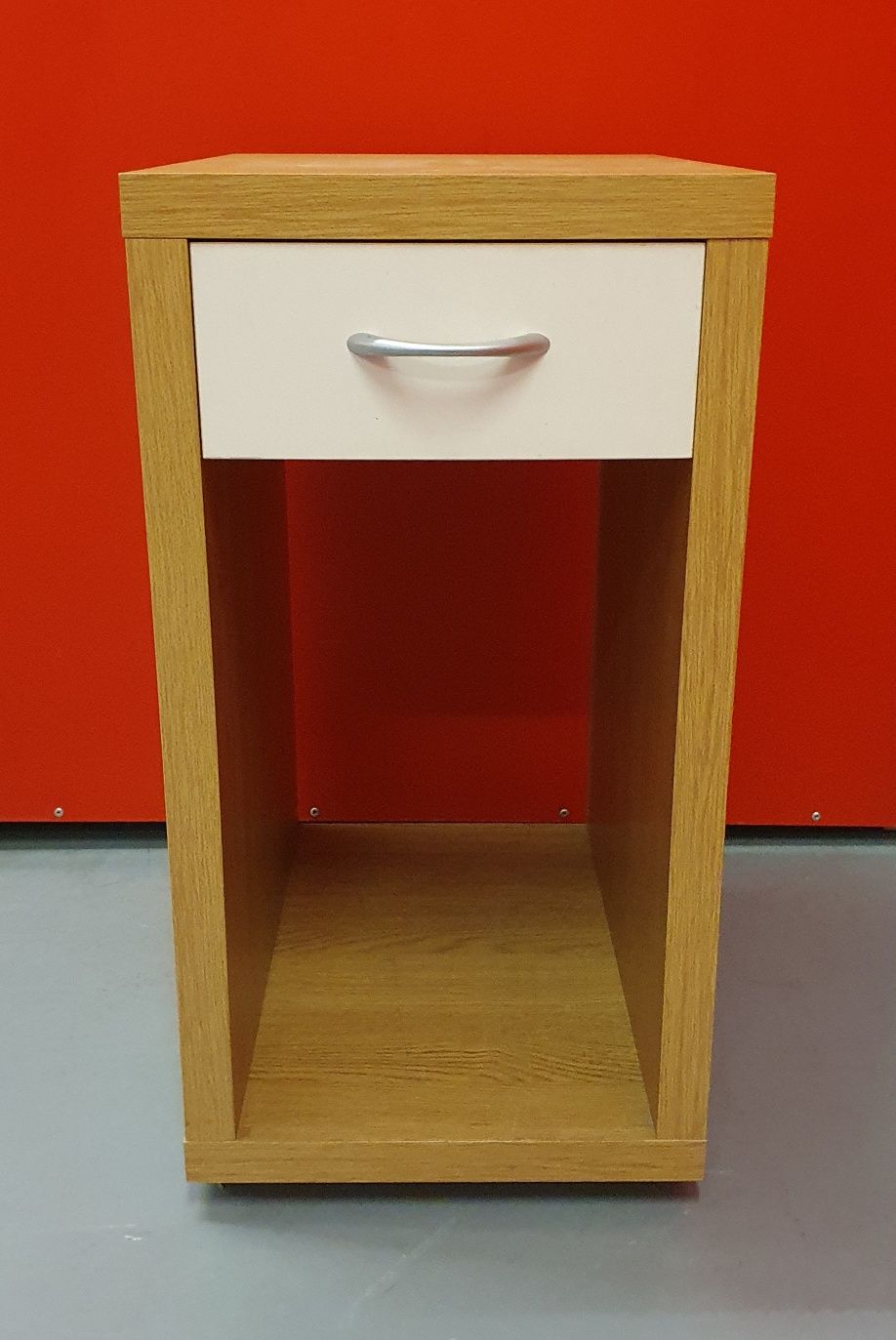 Komoda na komputer z szufladą na kółkach Ikea
