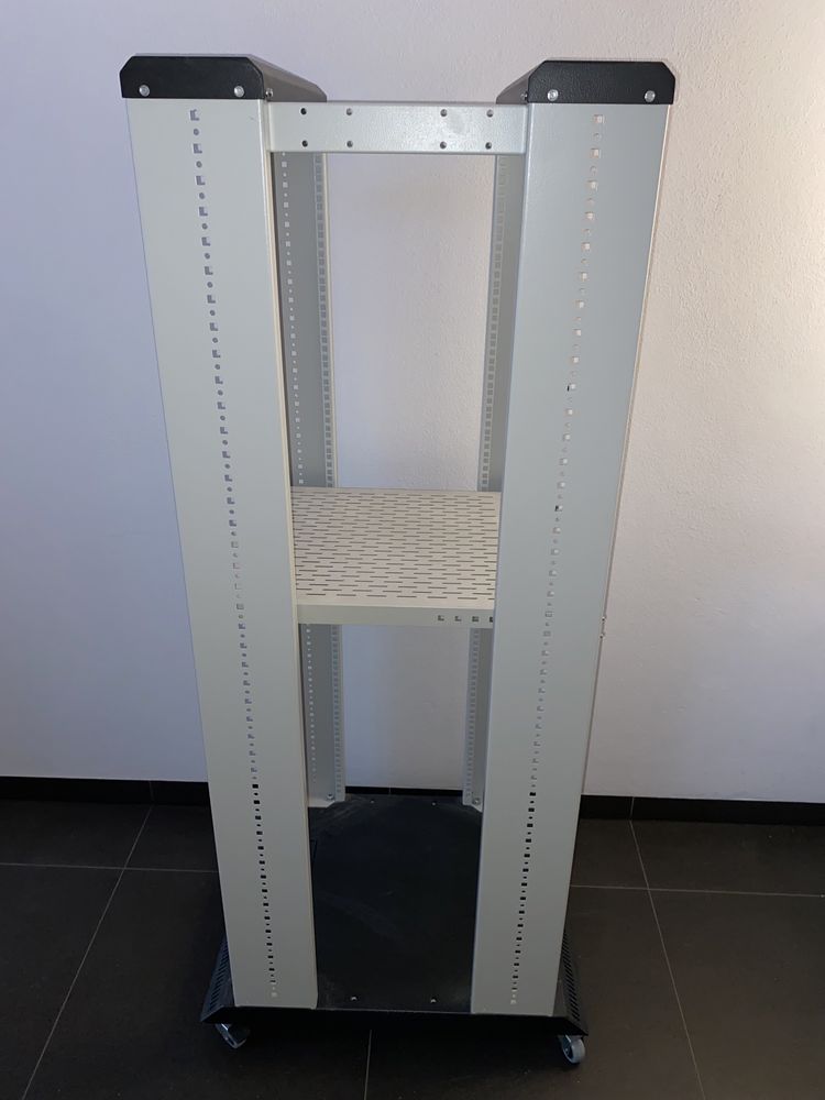 Szafa serwerowa / Stojak RACK / podwójny rack 19 cali