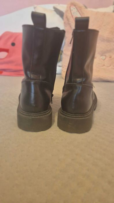 Czarne botki dla dziewczynki Zara 36