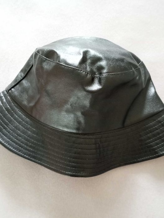 Панама кожа на голову чорного кольору