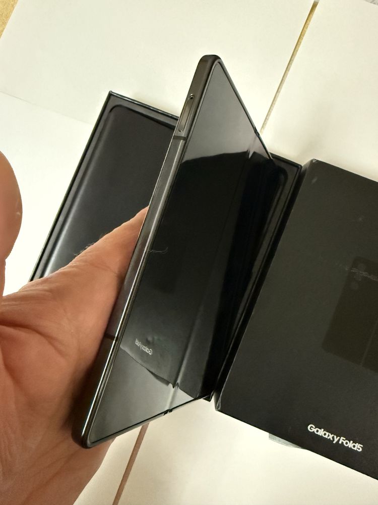 Samsung Galaxy Fold5  12/256gb