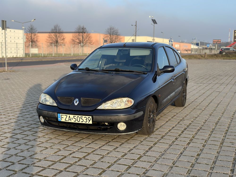 Renault Megane 1ph2 1.6 16v 2000r sedan