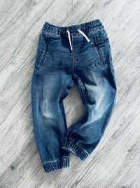 Spodnie jeans 110