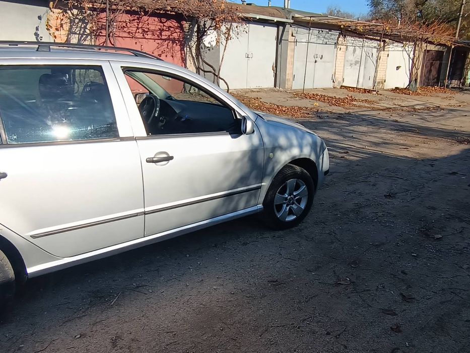 Skoda Fabia срочно