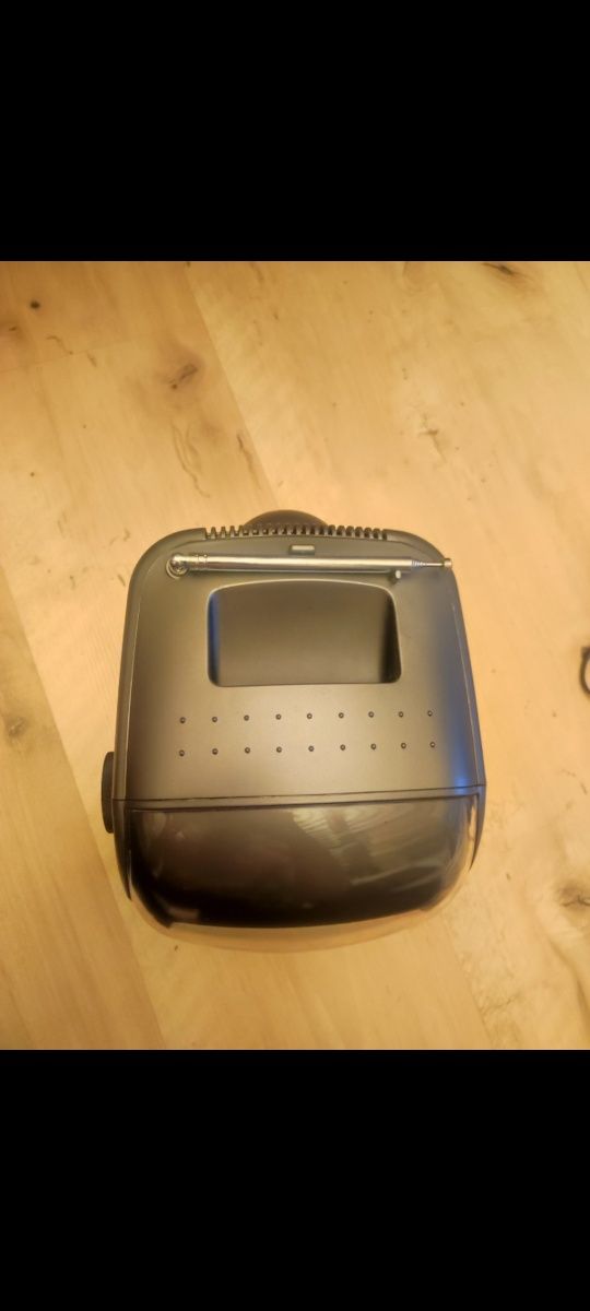 Mini telewizor z radiem