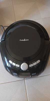 Rádio portátil Nedis Boombox 9 W Bluetooth CD/radio FM/USB NOVO