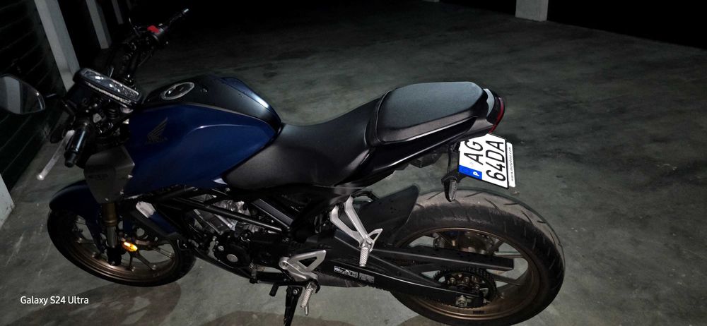 Honda cb125r como nova