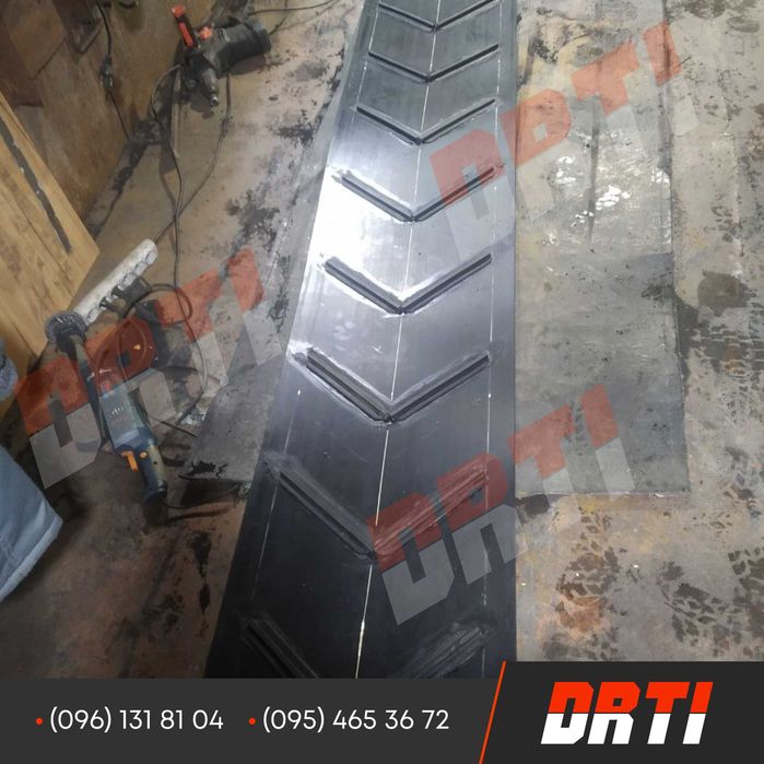 Шеврона конвеєрна, транспортерна стрічка