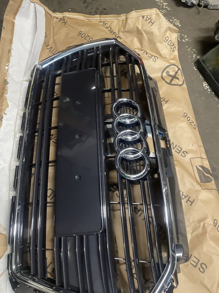 Atrapa grill Audi a3 8v0 8v stan nowy oryginał