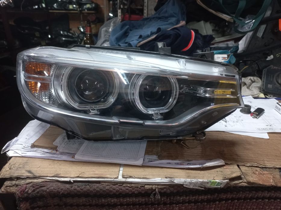 BMW f32  Ótica bi xenon