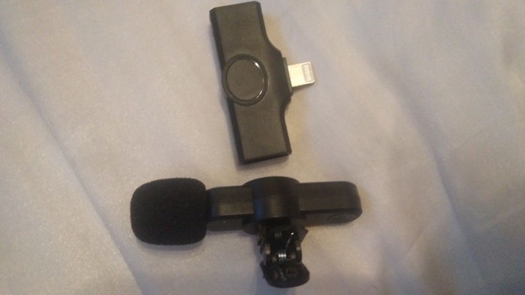 Mini mikrofon krawatowy bezprzewodowy KUWAN do iPhona