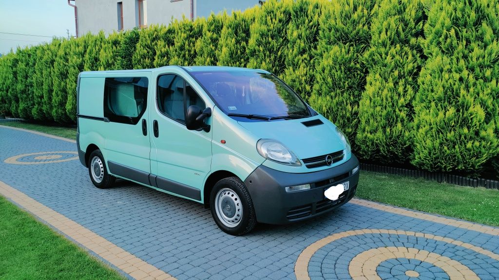 PIĘKNY OPEL VIVARO*1.9 DTI*5 osób*klima*6 biegów